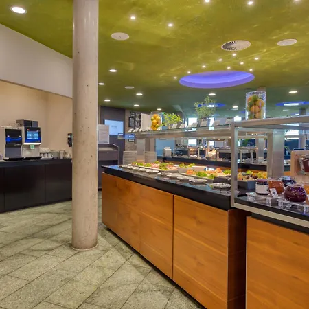 Hilton Garden Inn Stuttgart Neckarpark-3